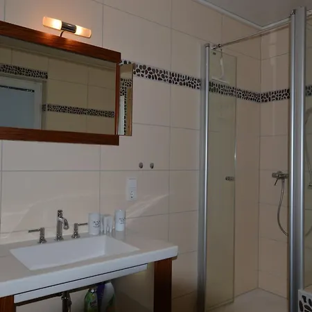 Spacious Eifel Escape, Cleaning Included * Мандершайд