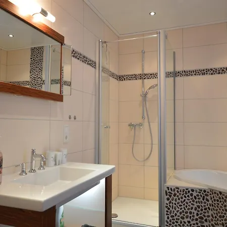 Апартаменты Spacious Eifel Escape, Cleaning Included